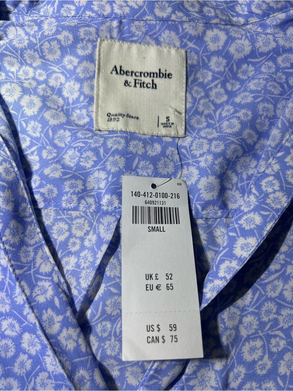 Abercrombie & Fitch Floral Tie-Front Long-Sleeve Blouse NWT Small - Picture 4 of 8